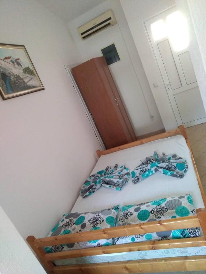 Vito Apartments Sutomore Esterno foto