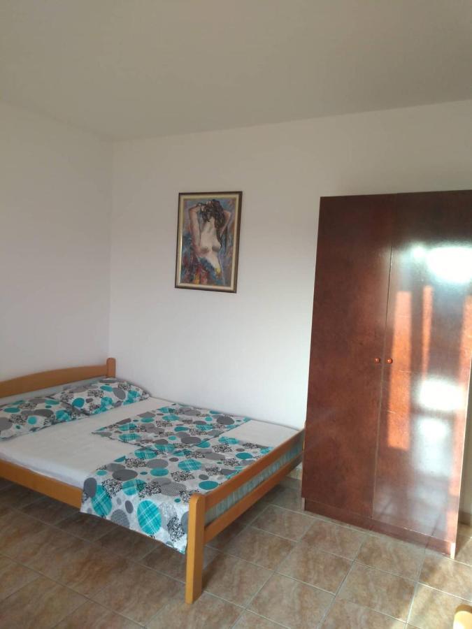 Vito Apartments Sutomore Esterno foto