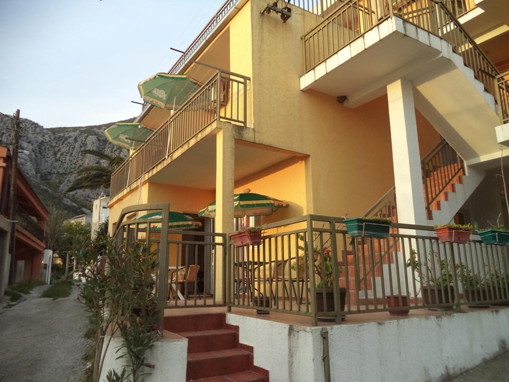 Vito Apartments Sutomore Esterno foto
