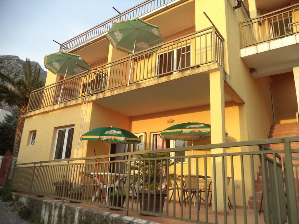 Vito Apartments Sutomore Esterno foto